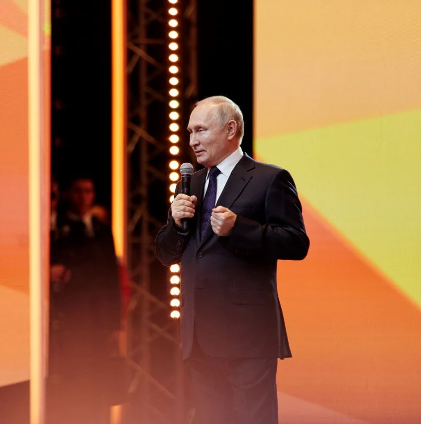 photo_5384366501043226447_y (2).jpg photo_5384366501043226447_y (2).jpg