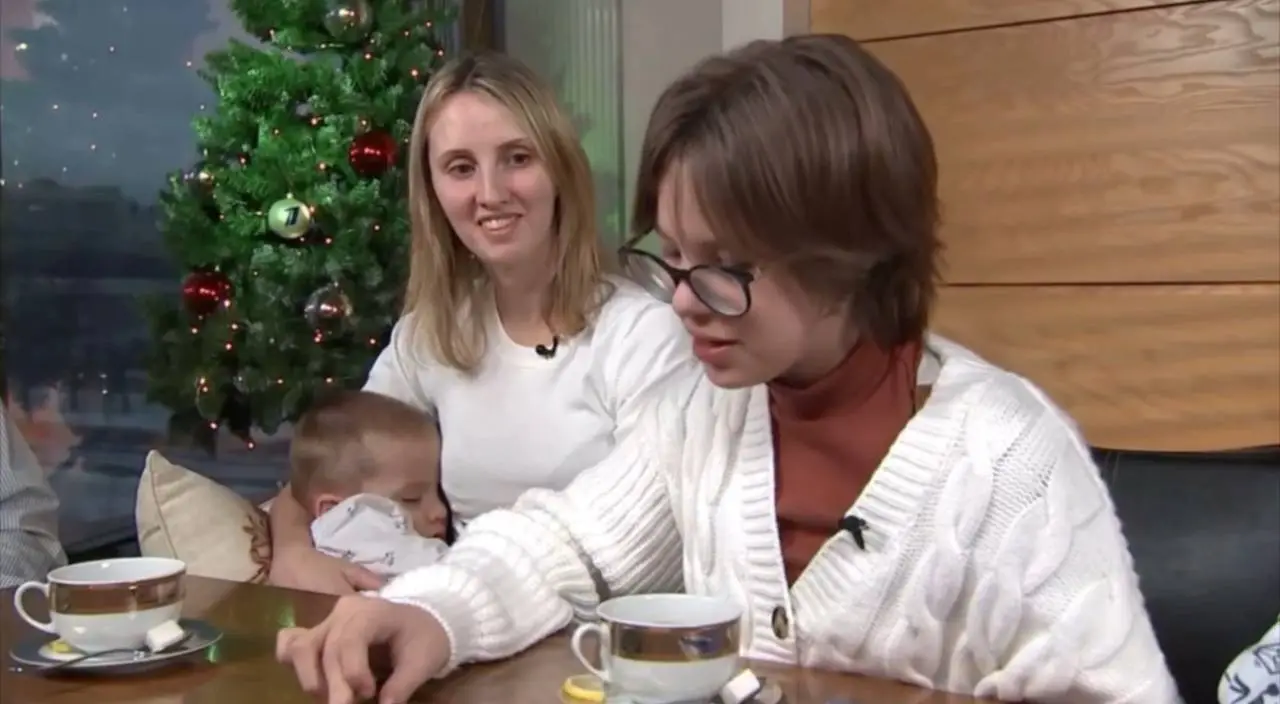 Президент России в рамках акции «Ёлка желаний» исполнил мечту девочки из Санкт-Петербурга