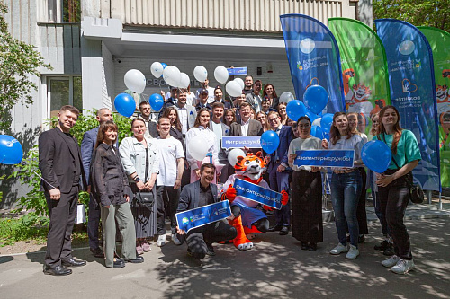 В Москве и Екатеринбурге открылись ресурсные центры волонтёрской программы Всемирных игр дружбы 