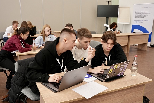 Система патриотического воспитания в работе  с молодежью